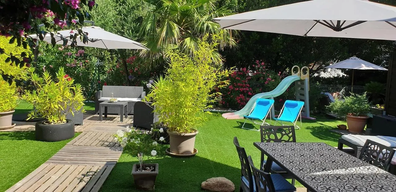 Maison Provencale Cavalaire-sur-Mer 0*,  Francia